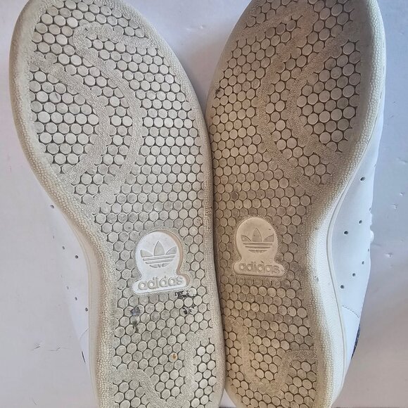 ADIDAS STAN SMITH WHITE/NAVY SZ 5 MENS, 6.5 WOMEN - Picture 10 of 12